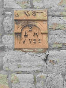 Examples of local masons’ work.